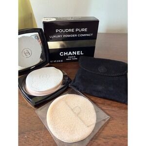 Chanel Poudre Pure Luxury Powder Compact Lumiere Matin Light 161.036 0.35oz NOS